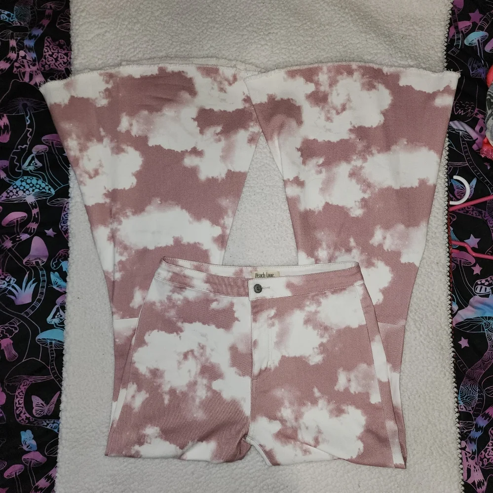 NWT Dolls Kill Trendy, Bad Ass Pink Clouds Stretchy Jeans - Picture 5 of 10